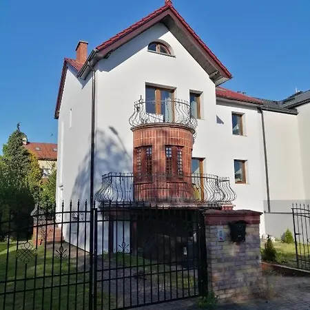 Z Kominkiem Orlowo Gdynia